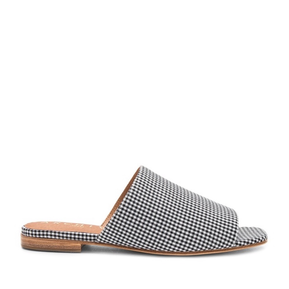 Archive shoes sandals